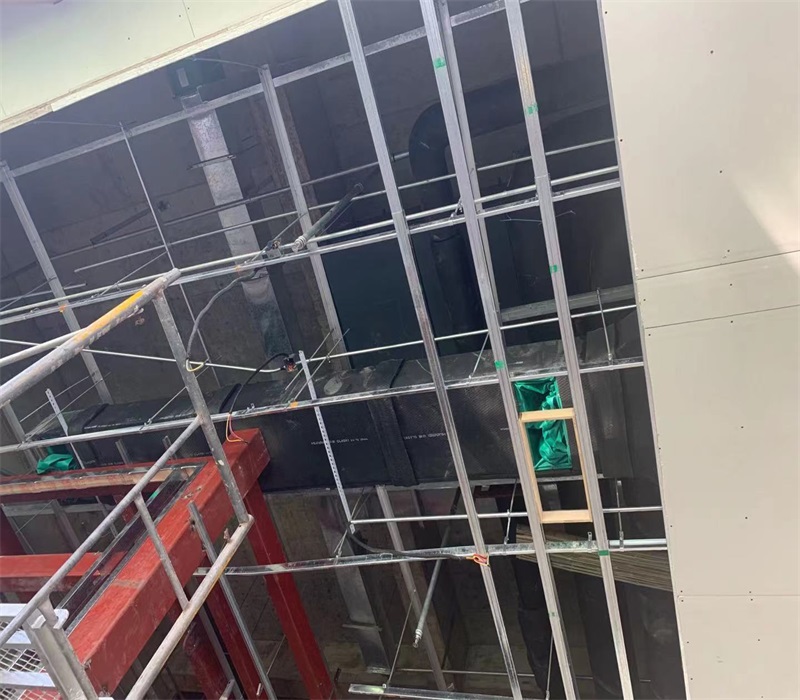 100549480.jpg 150825974.jpg